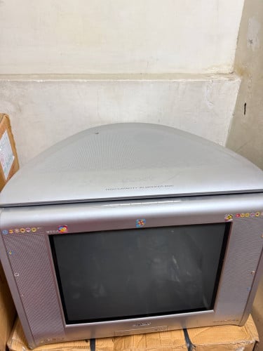 ទូរទស្សន៍ Sony 21អ៊ីង