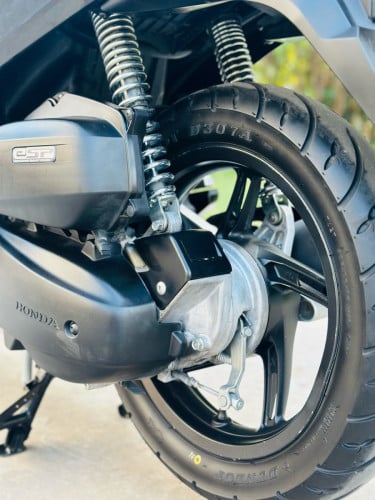 ក្រដាសពន្ធ✅HONDA PCX 014ជប៉ុន100% កម្លាំង125cc តំលៃ1399$ FREE ផ្លាកលេខ