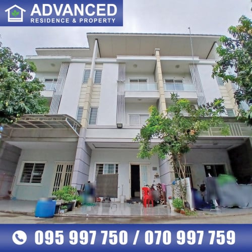 🏘 វីឡាកូនកាត់ (LH) ក្នុងបុរី វារីណាឈូកមាស ត្រូវការលក់បន្ទាន់ខ្លាំង