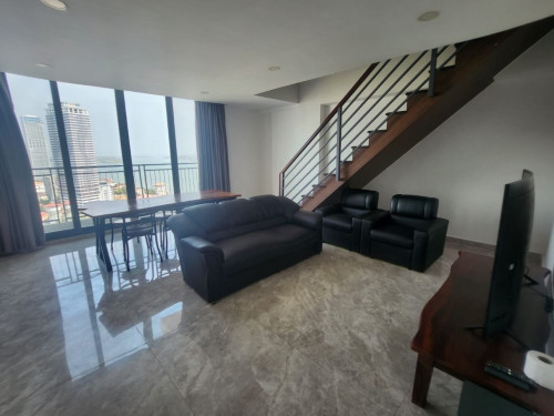 ๐ข Condo For Rent 4 bedroom penthouse ๐ฒ Price: $1,300/month ๐ Location: Chroy Changva