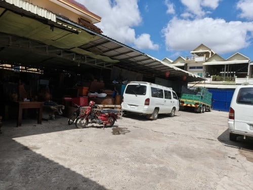 ๐ฆWarehouse Available for Urgent Sale at a Special Price (Negotiable).