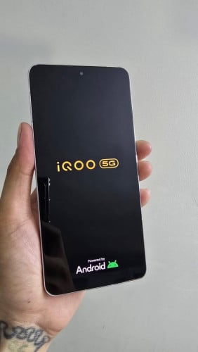 ๐ฒ๐ฒ๐ฒ : IQoo 13 5GRam:16G Rom: 512G Color : white 99%