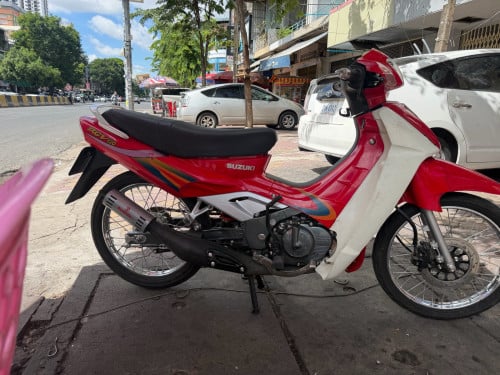 1350$