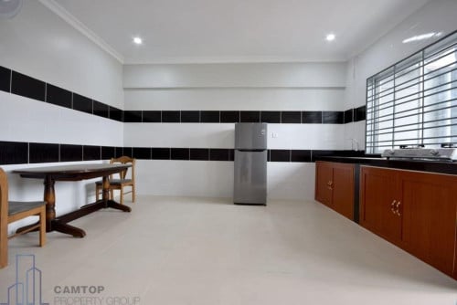 2 Bedroom Apartment For Rent In TTP Is Available Now.