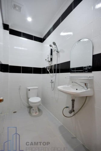 2 Bedroom Apartment For Rent In TTP Is Available Now.