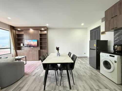 2 Bedroom For Rent At Toul Tompong