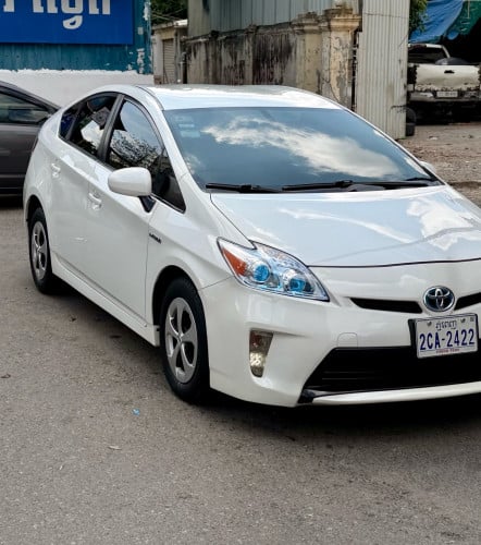 2012 Prius option4