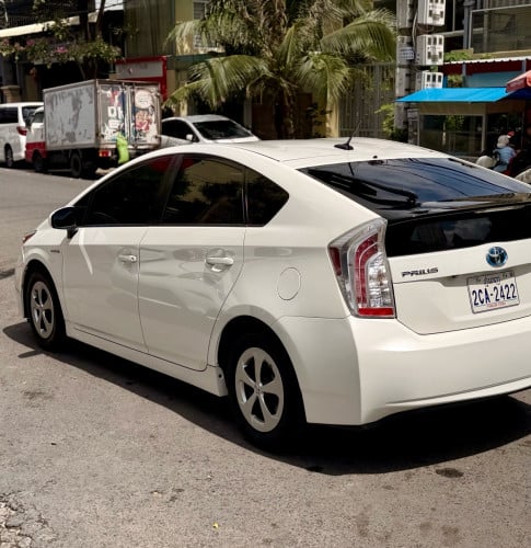 2012 Prius option4