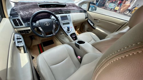2012 Prius option4