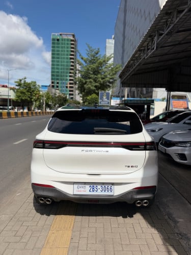 2022 Forthing T5 Evo (53,000km) ថ្នាំស៊ីន សោ2គ្រាប់ ម្ចាស់ដេីម