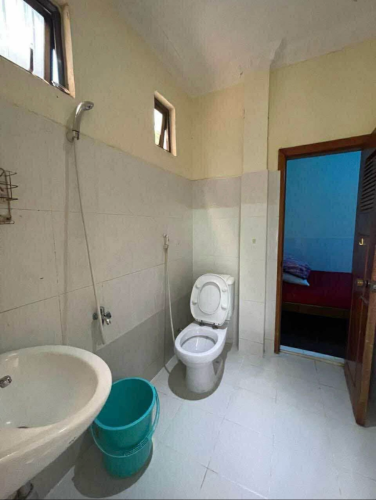 2nd floor for rent