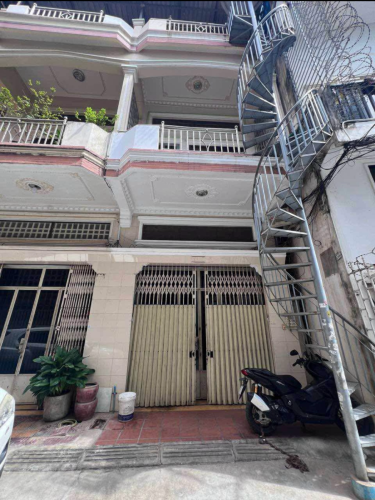 2nd floor for rent