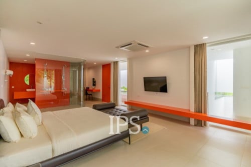 5-Bedroom Holiday Home For Sale โ Koh Krabei, Phnom Penh ๐ ๐ฟ