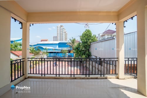 Affordable villa in Phnom Penh