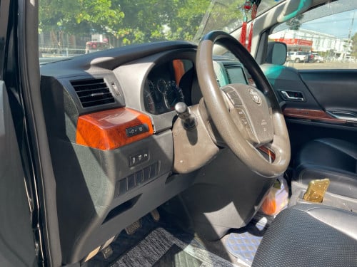 ALPHARD 010up017 កៅអី​ម៉ាស្សា​