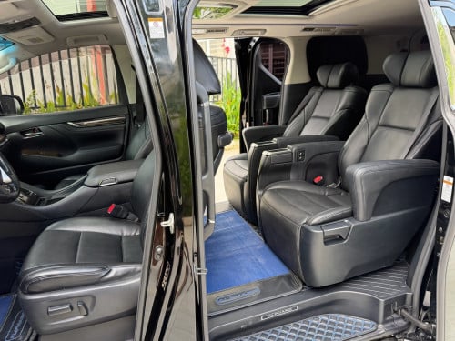 Alphard 2017