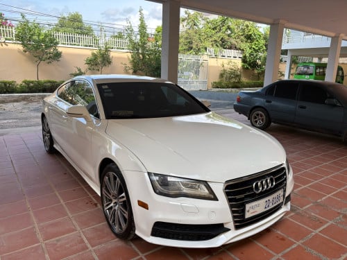 Audi A7 2012 Europe spec