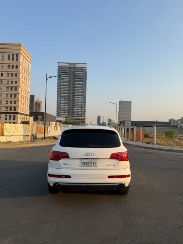 Audi Q7 SUV 7seat