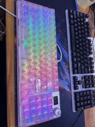 AULA F98 Pro មួយទឹកនៅថ្មី 99% (តម្លៃ 45$✅) ចរចារនៅភ្នំពេញអាចមកយកផ្ទាល់ ឬដាក់ Grab