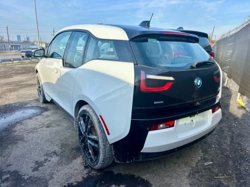BMW 2015 Full Option (សាំង+EV) 7ម៉ឺនម៉ាយ