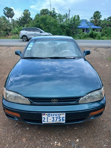Camery 96 ឡានស្អាតលក់ធូៗ