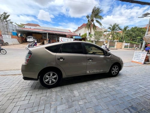 Car Rental Toyota Prius