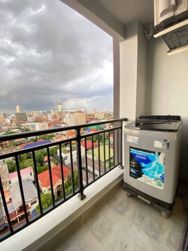 Condo for rent UK 548