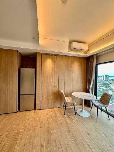 Condo for rent Vue Aston