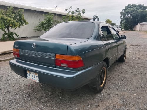 Corolla DX 1995