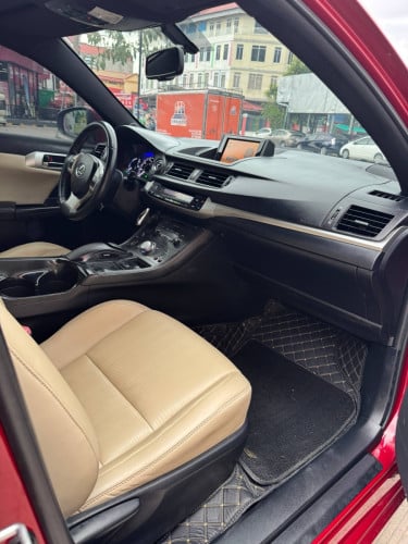CT200h ឆ្នាំ2012 Full Premium សន្លឹកពន្ធ