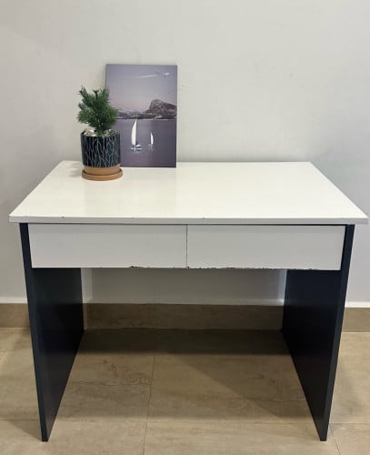 តុរៀន Table