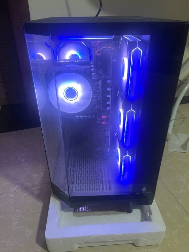 Desktop មួយតឹកធូរៗ RAM 64GB