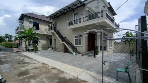 Downstairs house for rent in Kampot province