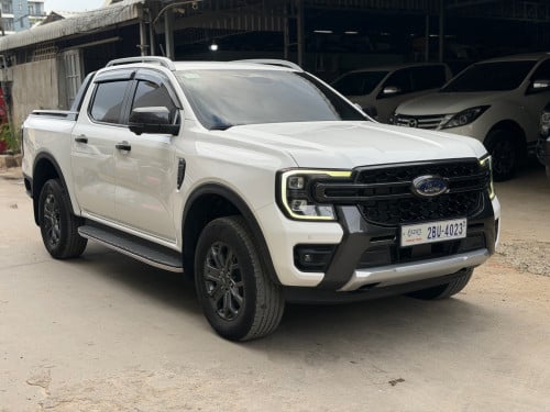 Ford Wildtrak 2023 ថ្មីណាស់