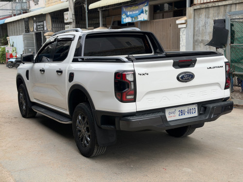 Ford Wildtrak 2023 ថ្មីណាស់