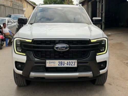 Ford Wildtrak 2023 ថ្មីណាស់