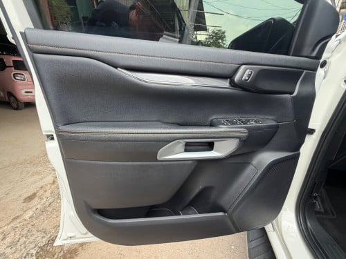 Ford Wildtrak 2023 ថ្មីណាស់