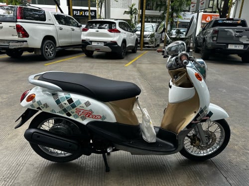 Fulltax sale 450$ + helmet