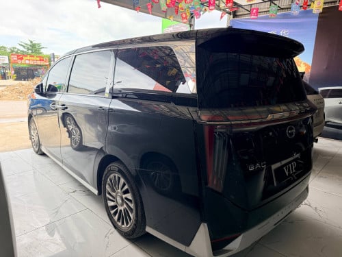 GAC GN8
