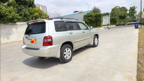Highlander V4 ប៉ុ1 ​ ឆ្នាំ2003