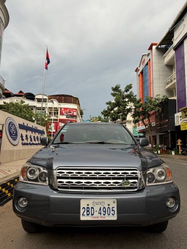 Highlander04v4ប៉ុង1កៅអីបីជួរ ថ្មីមិនដែលជួប