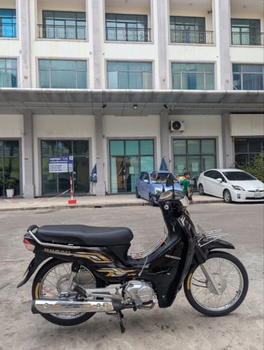 Honda dream 125cc year 2023 មានពន្ធ