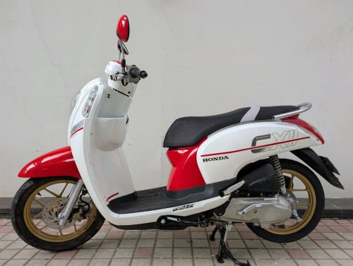 Honda Scoopy