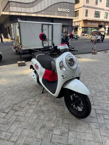 Honda scoopy 2023