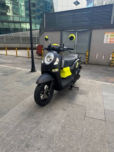 Honda scoopy 2023