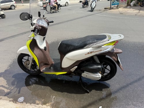 Honda SH