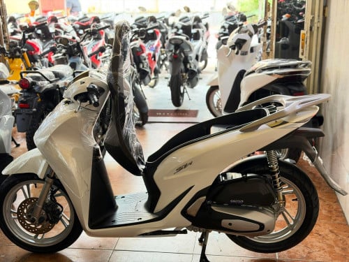 Honda SH 125cc 2025