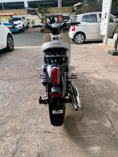 HONDA SUPER CUB ឆ្នាំ2020 ម៉ាស៊ីន125cc