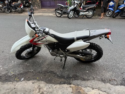 Honda XR230