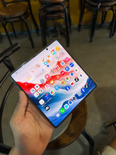 Honor Magic Vs2 Sim2 សាណុំ